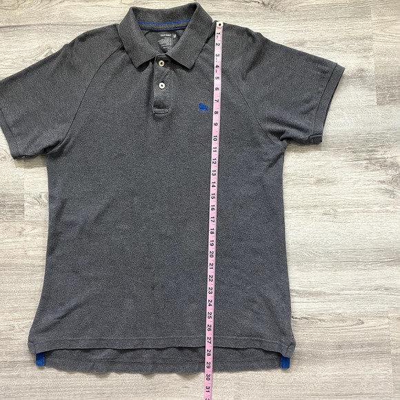 2 Old Navy Polos 100% Cotton Red and Gray Size Medium - Picture 7 of 11